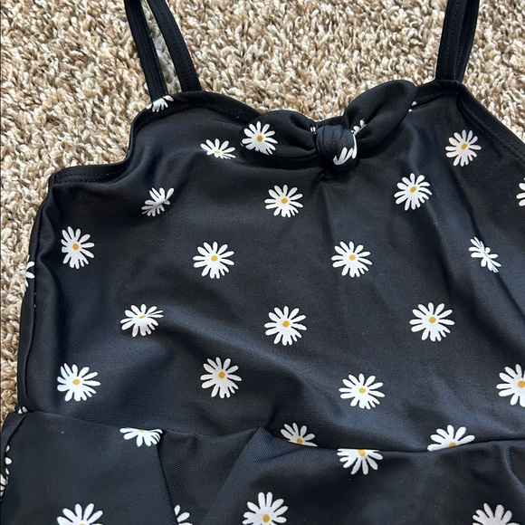 Old Navy Black Daisy Kids Swimsuit One Piece - Picture 2 of 6